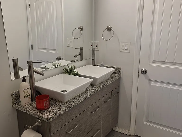 716 Arno St SE #B — Photo 13