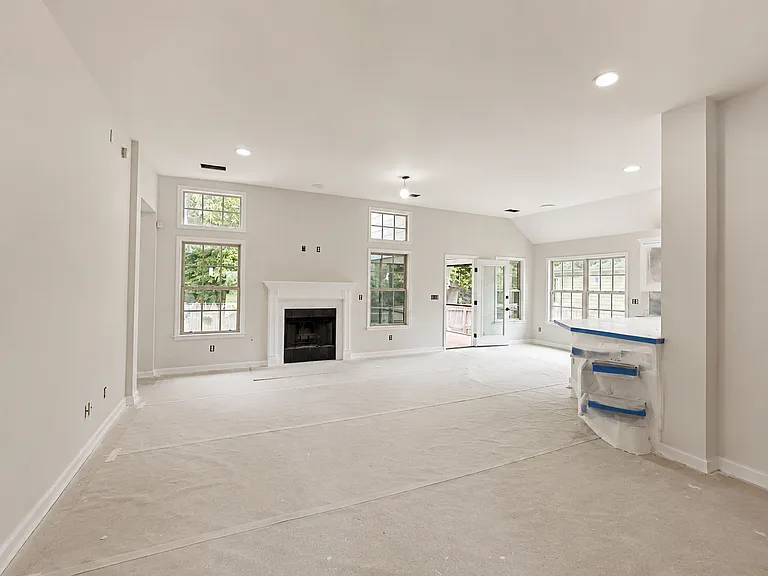 705 Evanwood Dr — Photo 10