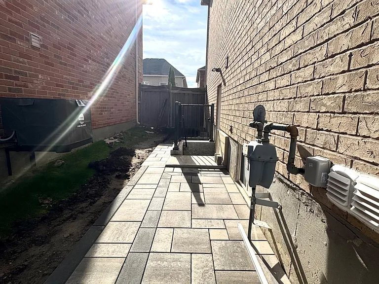 4 Campview St — Photo 4
