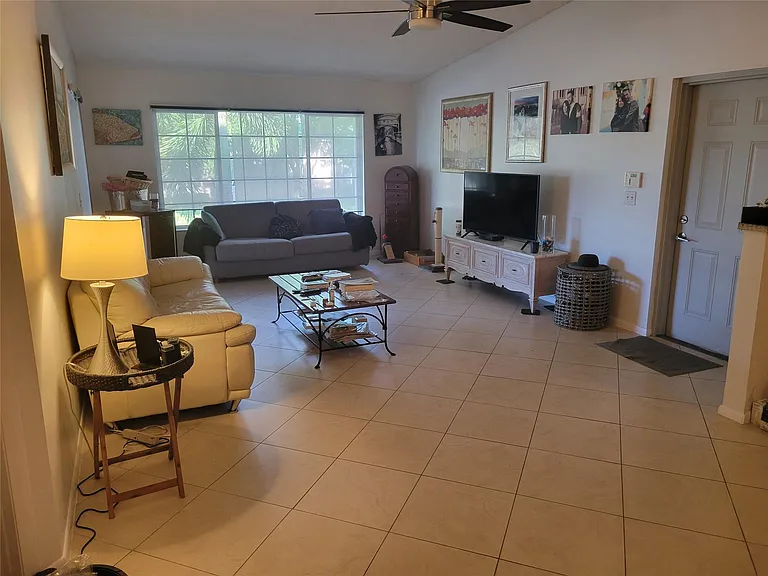 13851 Oneida Dr #D2 — Photo 13