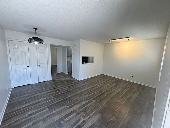 2nd image of 1512 Lake Ave APT O