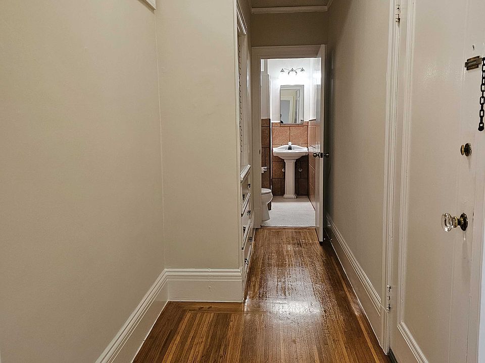 1st image of 972 Bush St APT 23