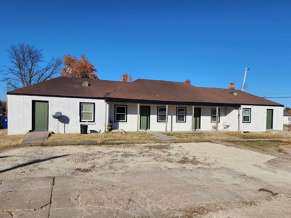 Parking lot and front of Quadplex.
