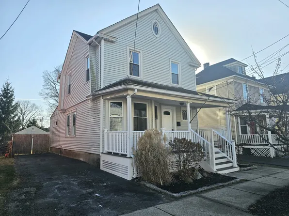 42 Jones St, West Haven, CT 06516