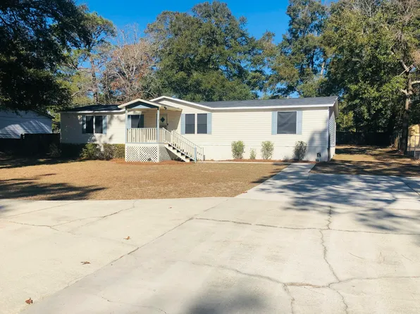 514 Long Pine Dr, Tallahassee, FL 32305