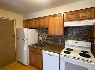 23 Franklin St #6, Somerville, MA 02145