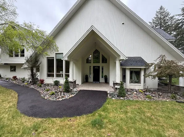 235 Stageline Dr, Whitefish, MT 59937