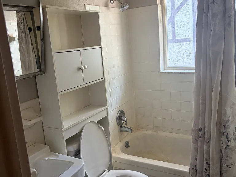 824 Shroyer Rd #C — Photo 4