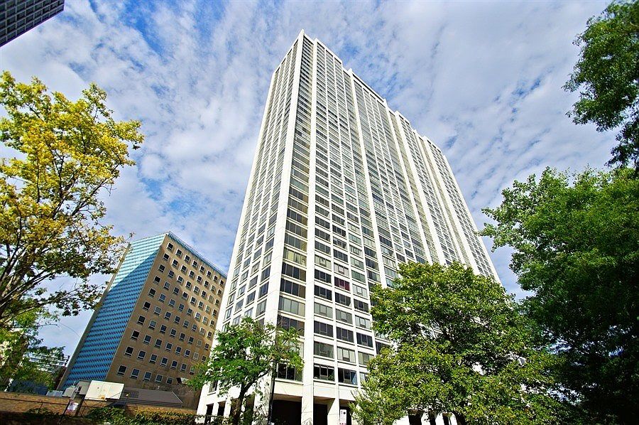 1st image of 2800 N Lake Shore Dr APT 2717
