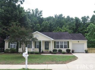 808 Earp St, Holly Springs, NC 27540
