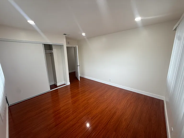 118 W Garcelon Ave — Photo 13