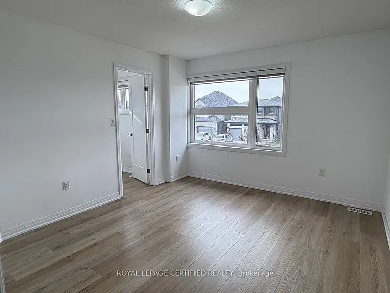 40 Lexington Ave — Photo 23