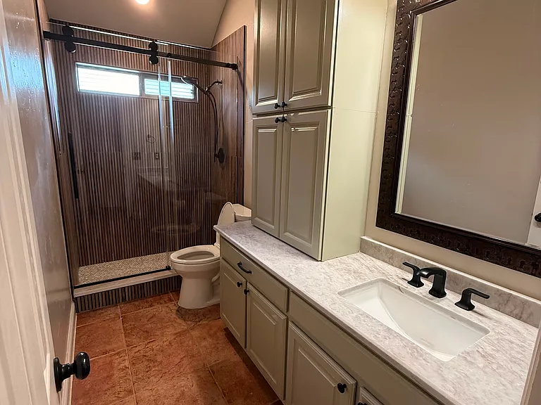518 Creekside Dr — Photo 27