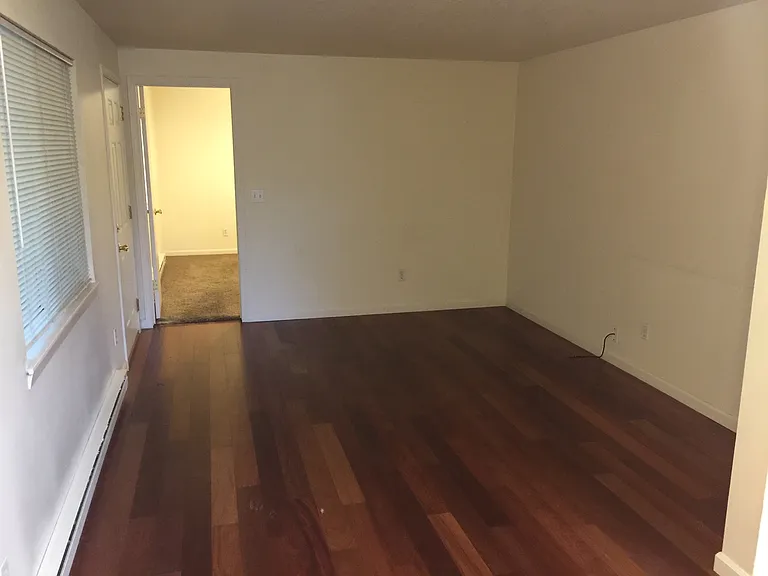 4350 SE Milwaukie Ave #2 — Photo 3