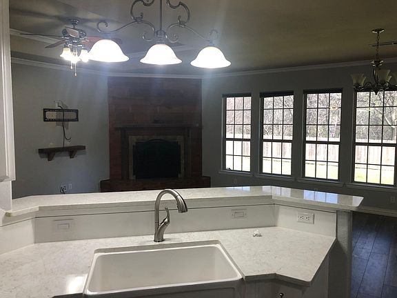 4th image of 3109 Preston Club Dr