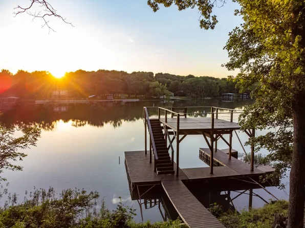 26 SE Lakeside Dr, Lacygne, KS 66040