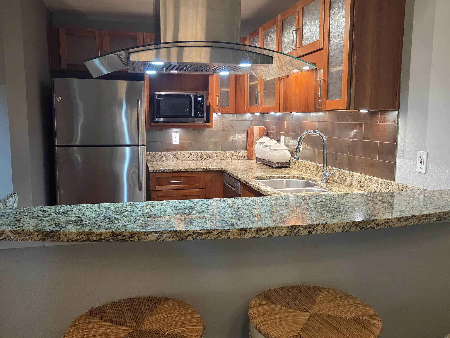 1 bed, 654 sqft, $2,500 — Photo 2