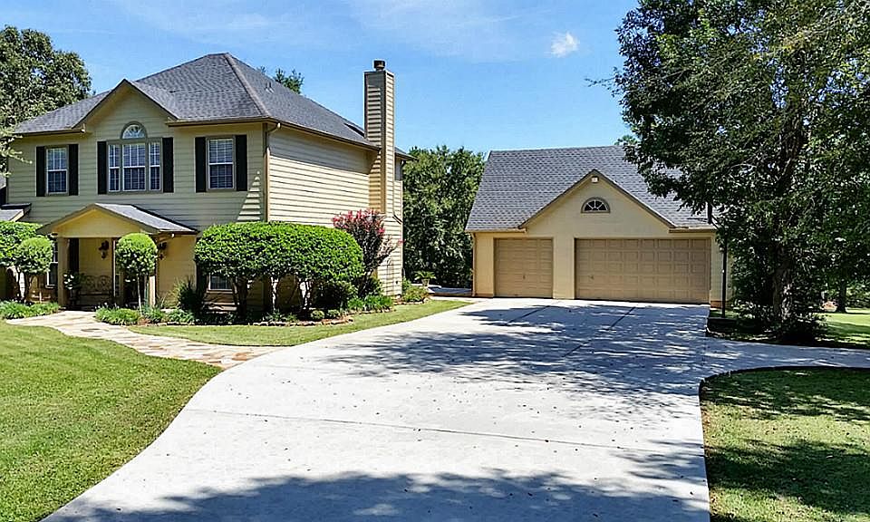 1st image of 2110 Blue Lake Dr