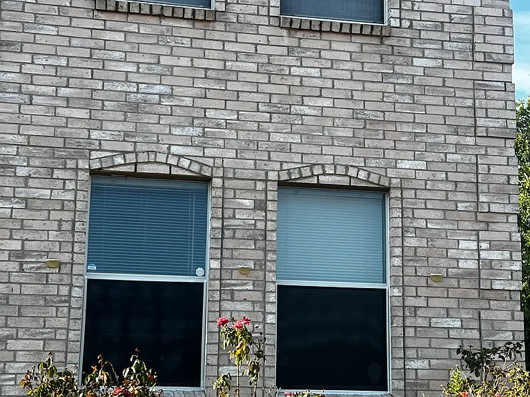 933 Medina Dr — Photo 14