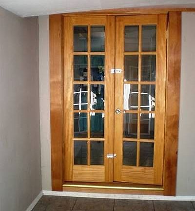 3rd image of 8095 Holiday Dr