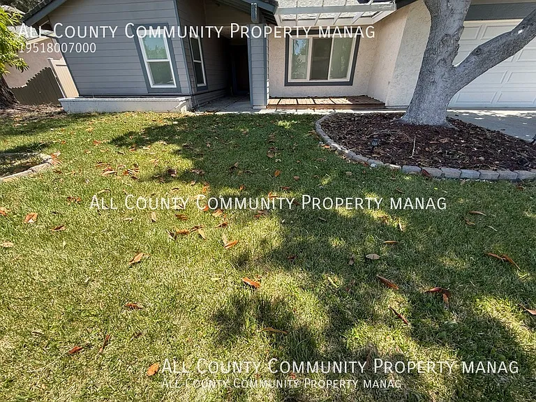 42566 Escolacata Dr — Photo 2