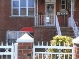 1112 E 212th St #1, Bronx, NY 10469