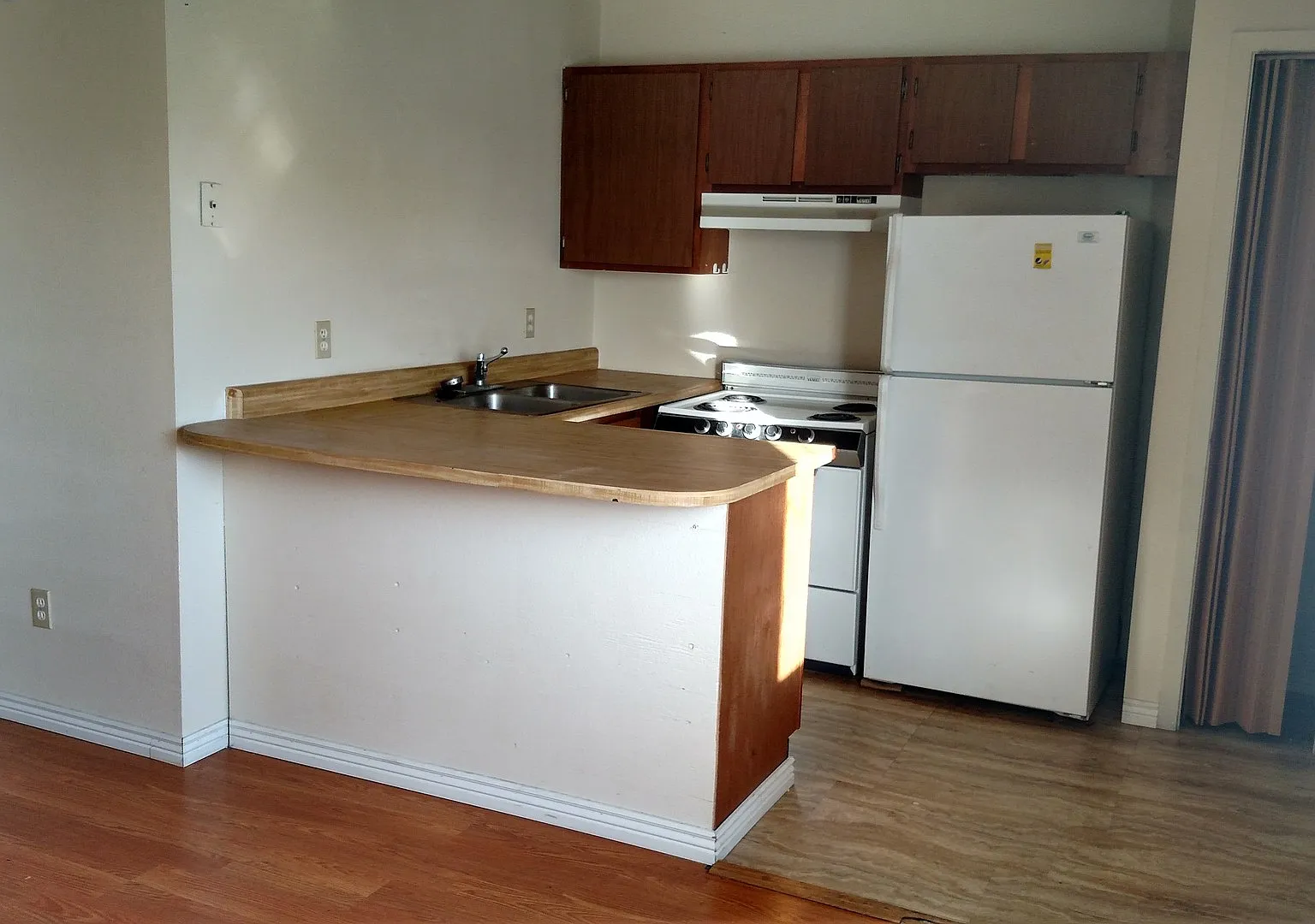 Fowler-3900 Tepee — Photo 1