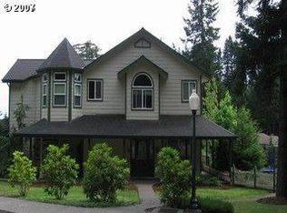 997 Krista Ln, Brookings, OR 97415