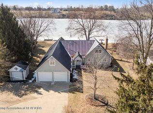 4941 Skyline Dr, Perrinton, MI 48871