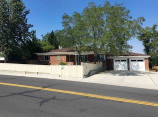 201 Sunnyside Dr, Reno, NV 89503