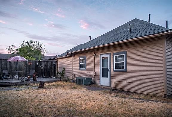 3rd image of 205 Denton St