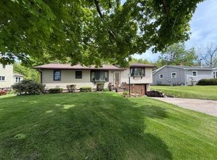206 S Main St, Albion, PA 16401