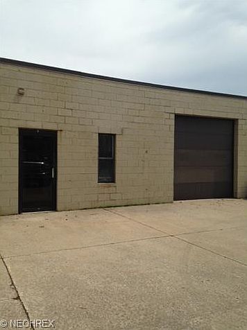 2nd image of 8576 East Ave