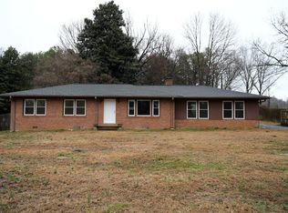 1709 Neelley Rd, Pleasant Garden, NC 27313