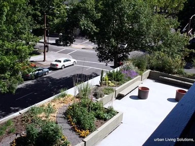 111 SW Harrison St #3G — Photo 13