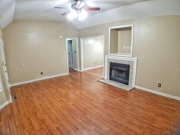 5th image of 238 Harold Dr
