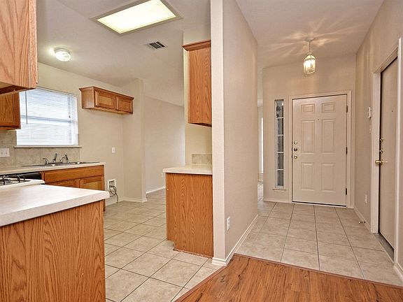 5th image of 14512 Mowsbury Dr