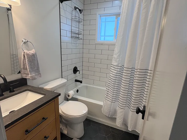 928 Linden Ave — Photo 11