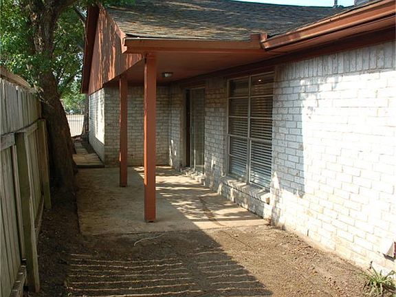 4th image of 3223A Palm Desert Ln
