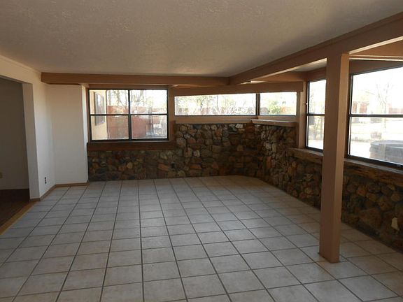 2nd image of 462 Goddard Ct