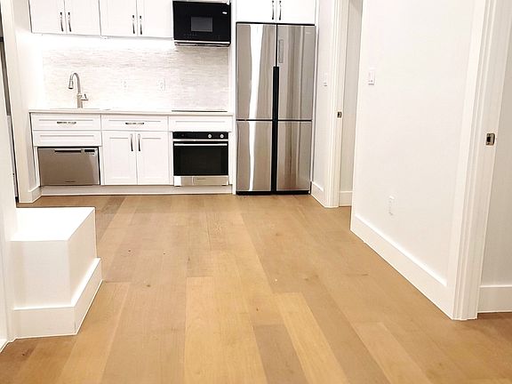 3rd image of 308 W 21st St #2F