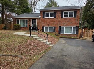 221 Ellis Ln, West Chester, PA 19380
