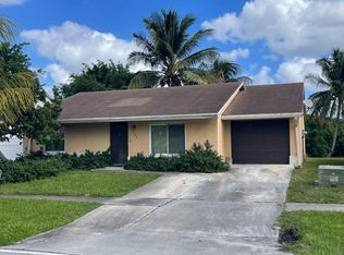 5184 Edgecliff Ave, Lake Worth, FL 33463