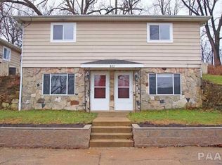 823 S Kim Moor Ave, Peoria, IL 61605