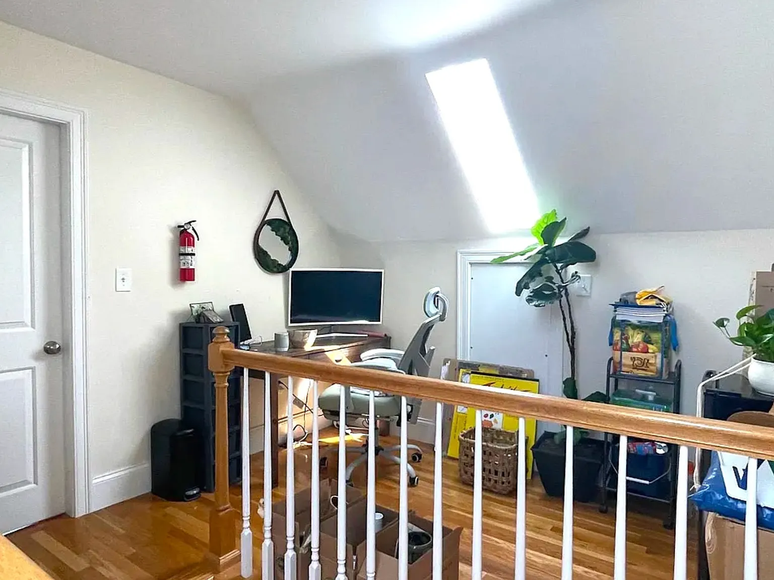 6 bed, 3000 sqft, $7,800 — Photo 4