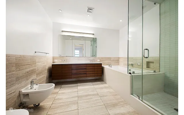 Rented by Douglas Elliman | media 30