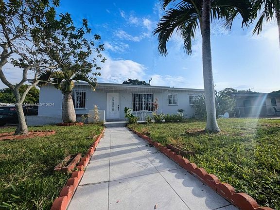 2nd image of 4811 NW 190th St