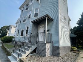 6 Derby St