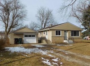 3430 Roberts St, Franksville, WI 53126