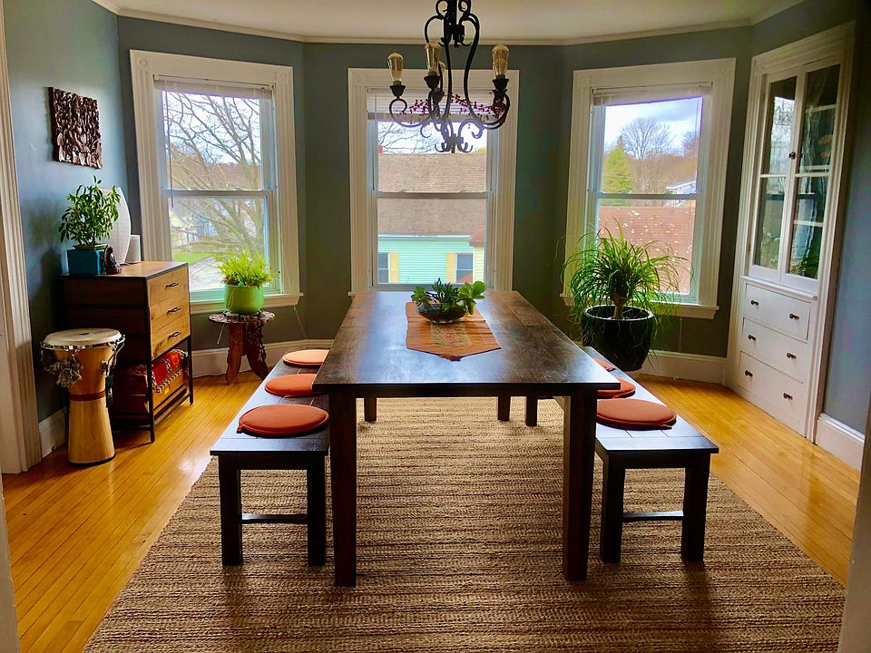 Large dining room with built-ins
